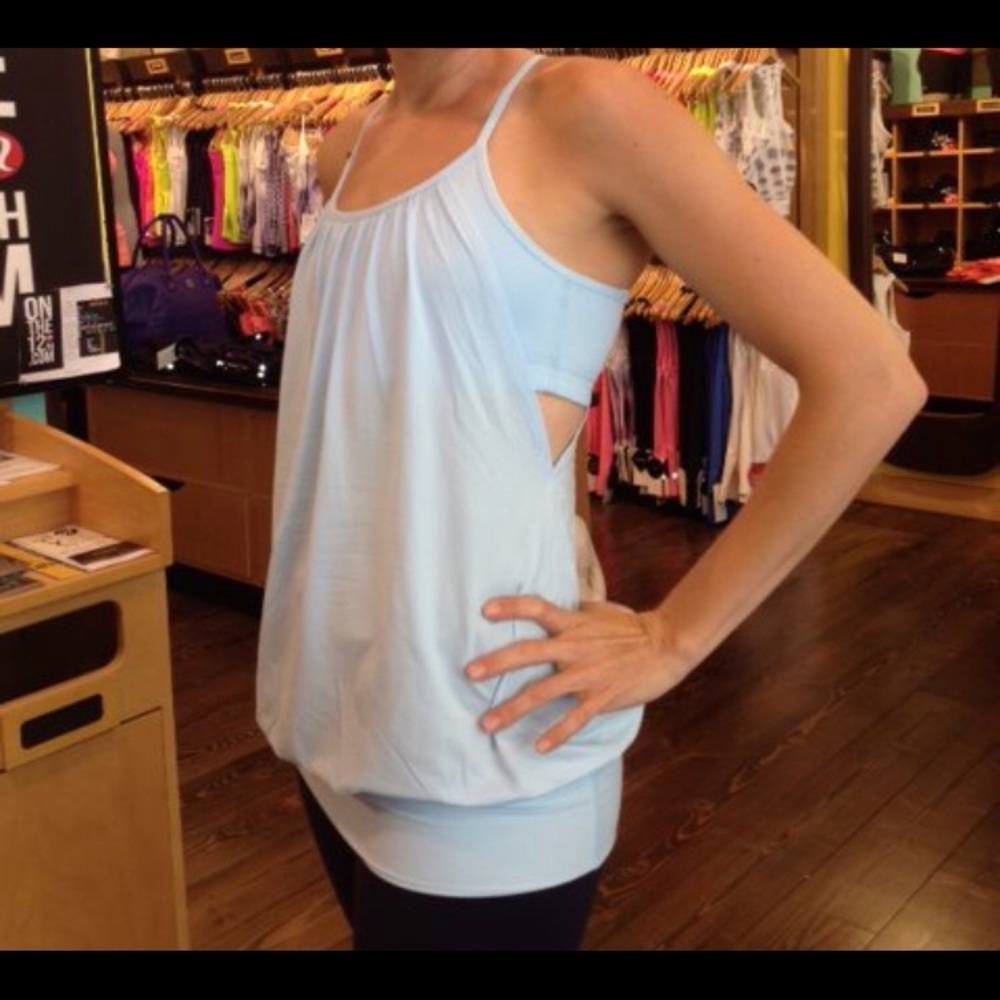 LULULEMON no limits tank top!!!